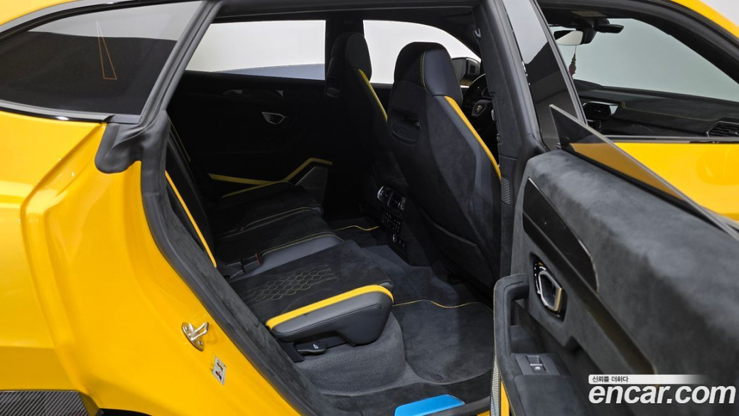 Lamborghini Urus 4.0 V8 Performante, 2024