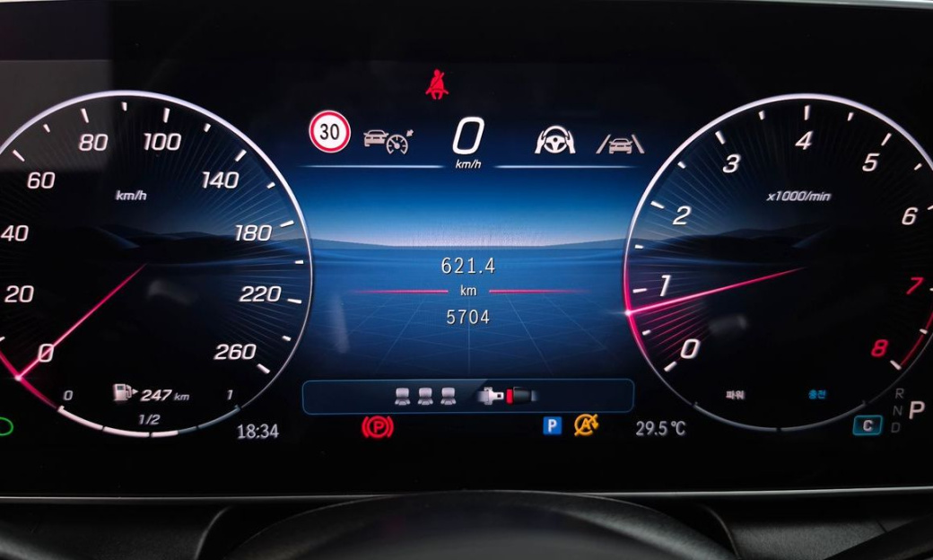 Mercedes-Benz GLC-Class GLC300 4MATIC AMG Line, 2025