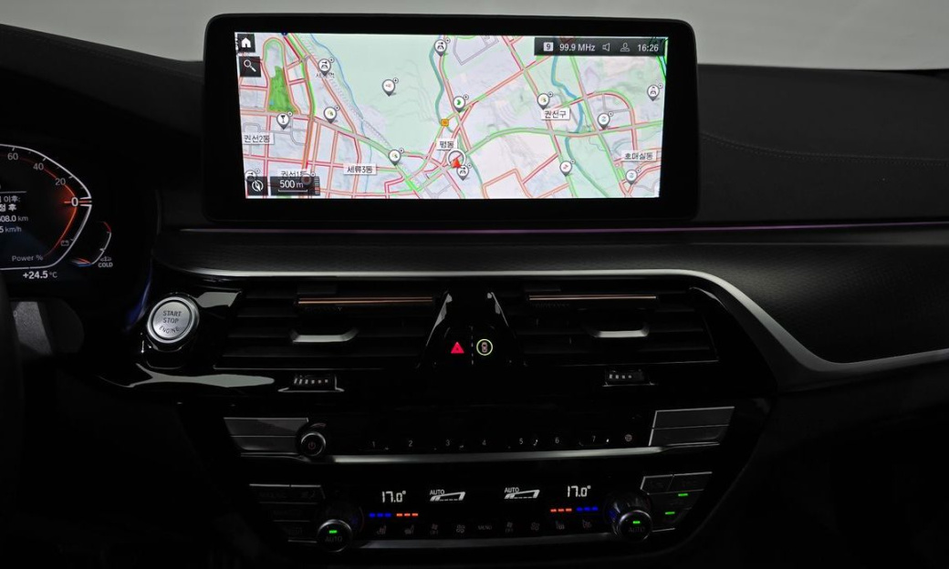 BMW 5-Series 523d M Sport, 2023