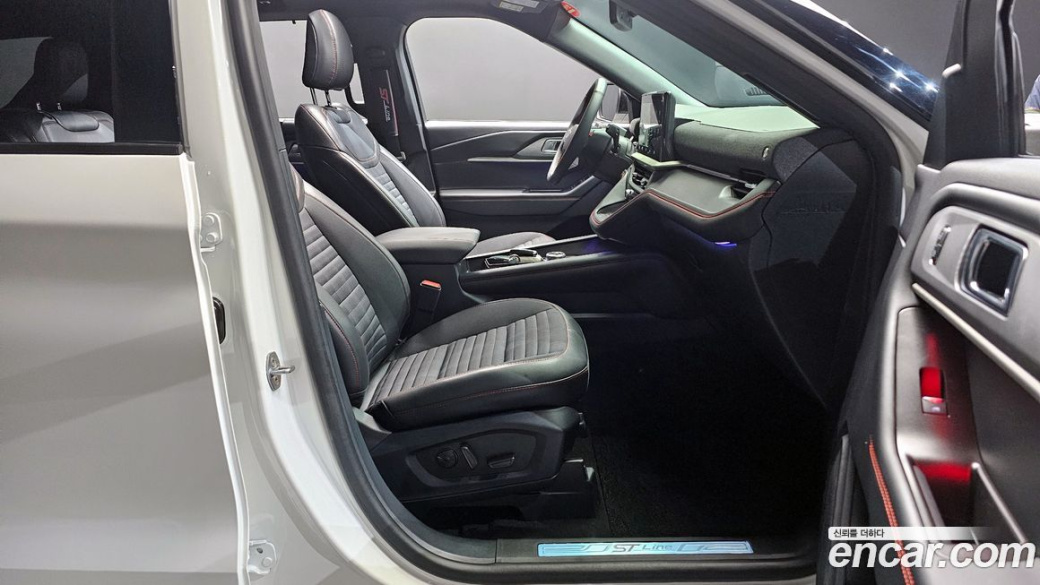 Ford Explorer 2.3 ST-Line 4WD, 2025