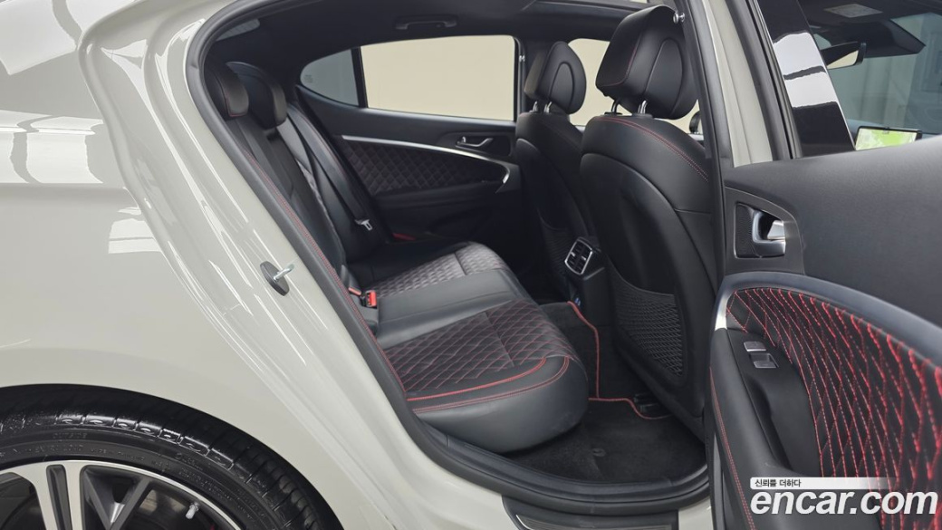 Genesis G70 Gasoline 2.5T 4WD, 2024