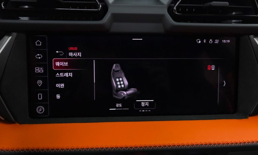 Lamborghini Urus 4.0 V8 SE, 2025