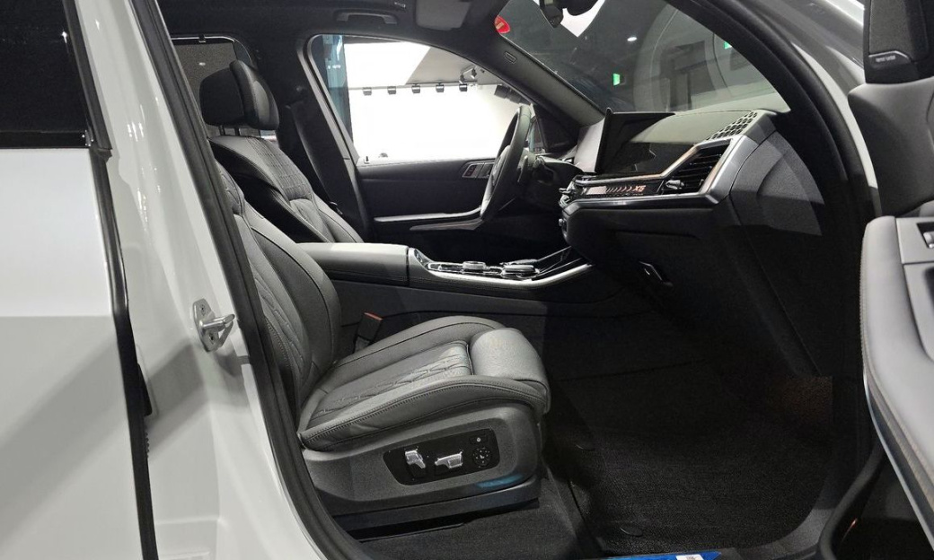BMW X5 xDrive 40i M Sport, 2025