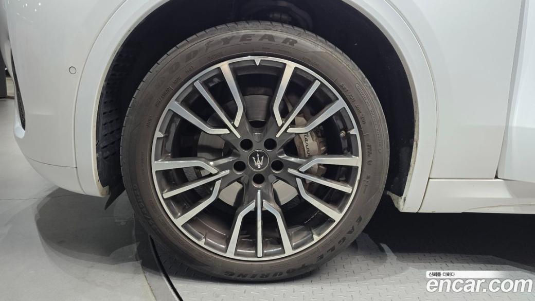 Maserati Grecale 2.0 AWD GT, 2023