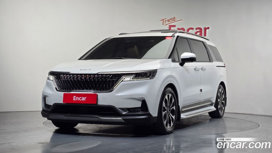Kia Carnival 7-Seater Signature, 2022