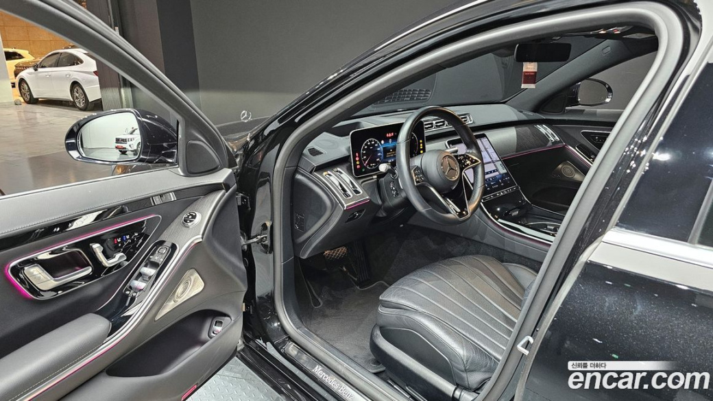 Mercedes-Benz S-Class S350 d, 2022