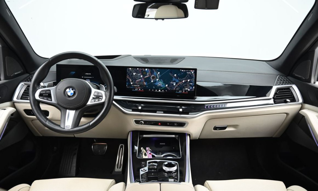 BMW X5 xDrive 40i M Sport, 2025