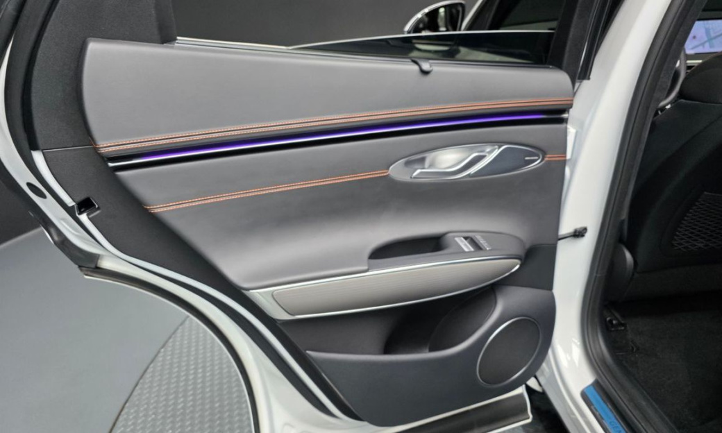 Genesis GV70 2.5T Gasoline AWD, 2025