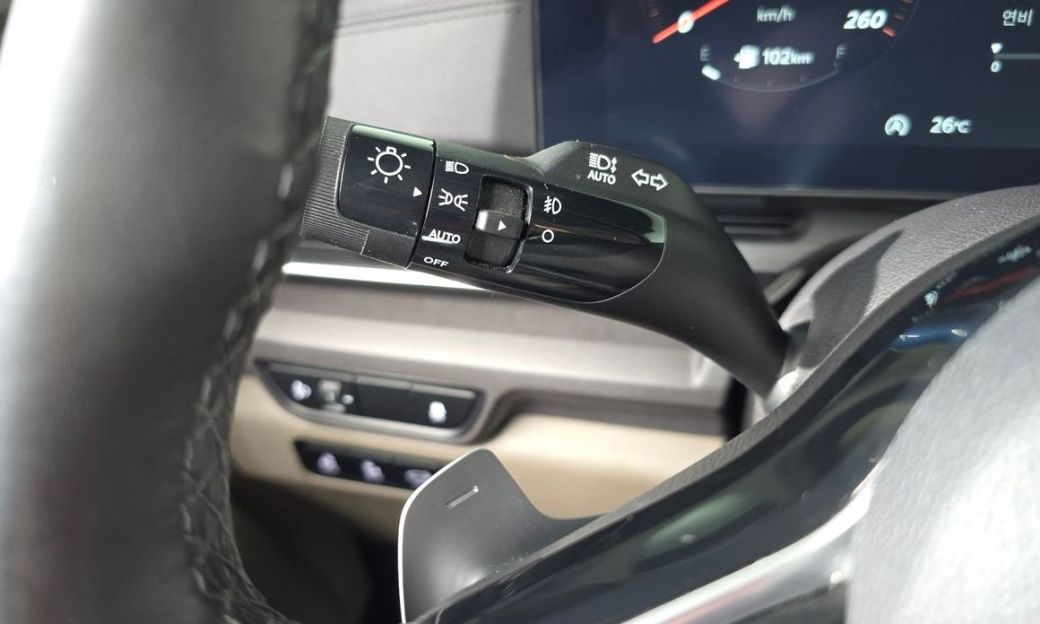 Kia Carnival 9-Seater Noblesse, 2024