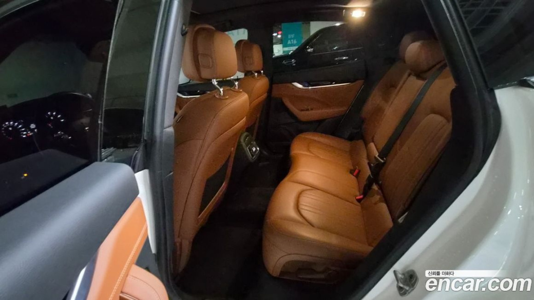 Maserati Levante 2.0 GT AWD, 2022