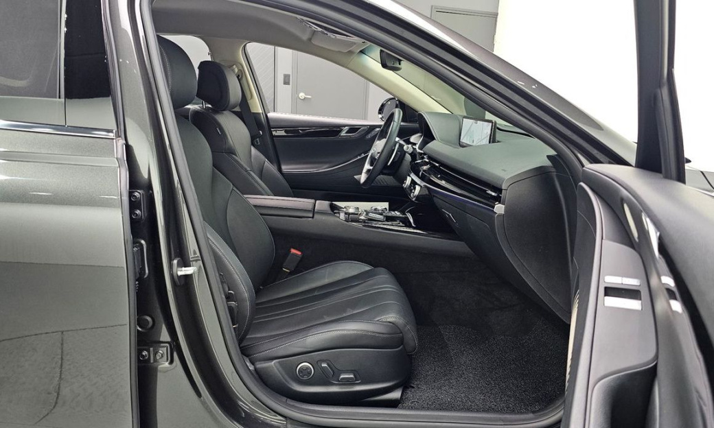 Genesis G80 Gasoline 2.5 Turbo AWD, 2024