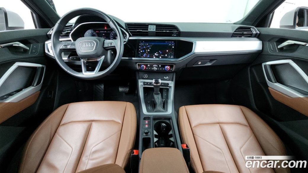 Audi Q3 35 TDI Premium, 2022