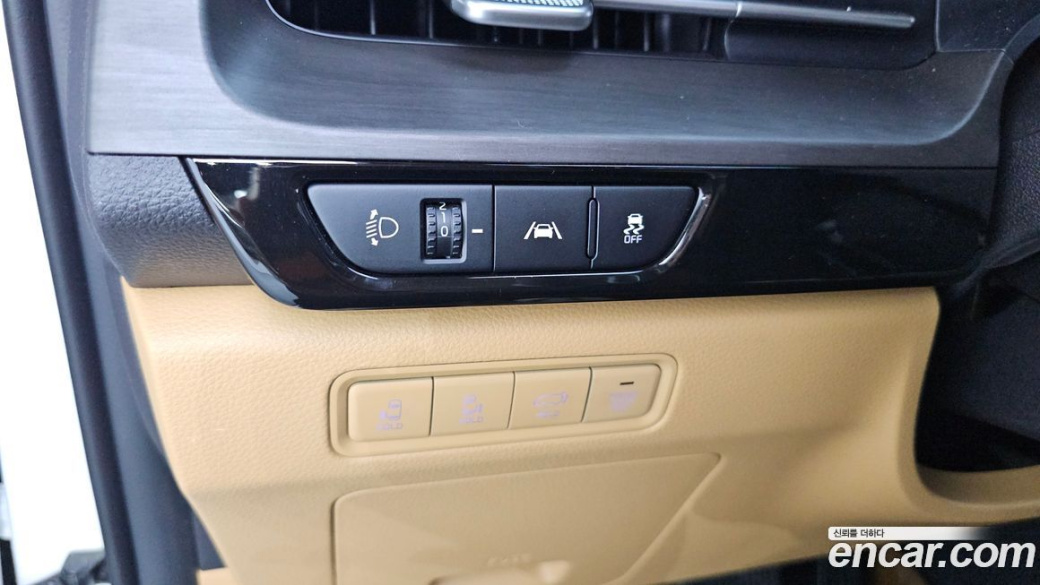 Kia Carnival 9-Seater Noblesse, 2023