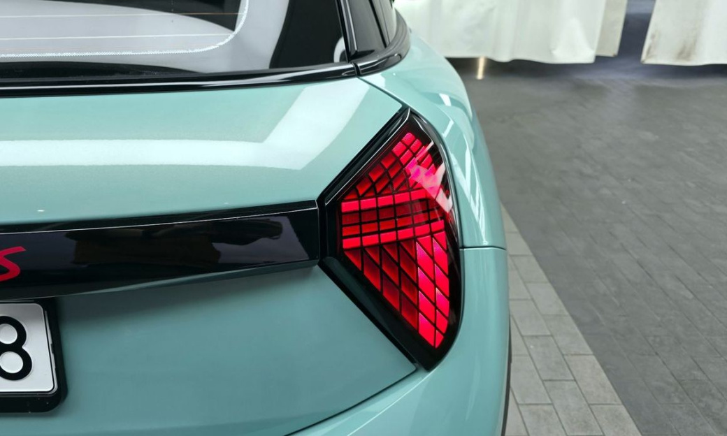 Mini Cooper Favoured, 2025