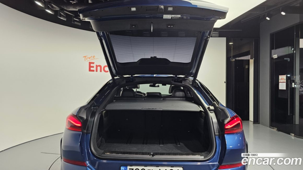 BMW X6 xDrive40i M Sport, 2023