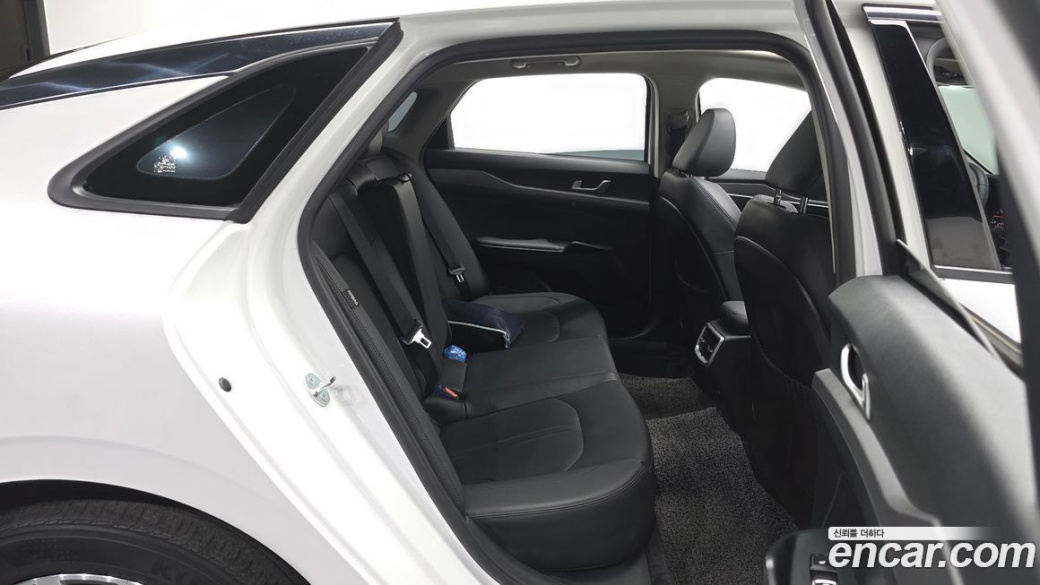 Kia K5 2.0, 2023