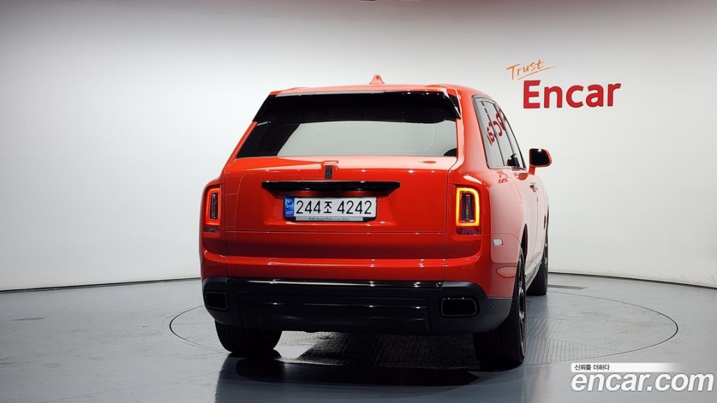 Rolls-Royce Cullinan 6.7 V12 Black Badge, 2023
