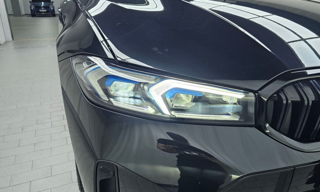 BMW 3-Series 320i M Sport, 2024