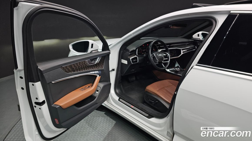 Audi A6 45 TFSI Premium, 2023