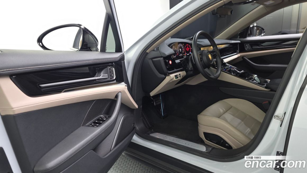 Porsche Panamera 2.9 AWD, 2025