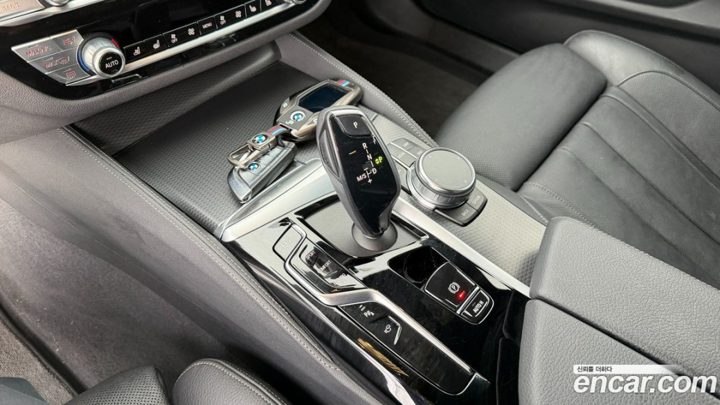 BMW 5-Series 520i M Sport, 2023