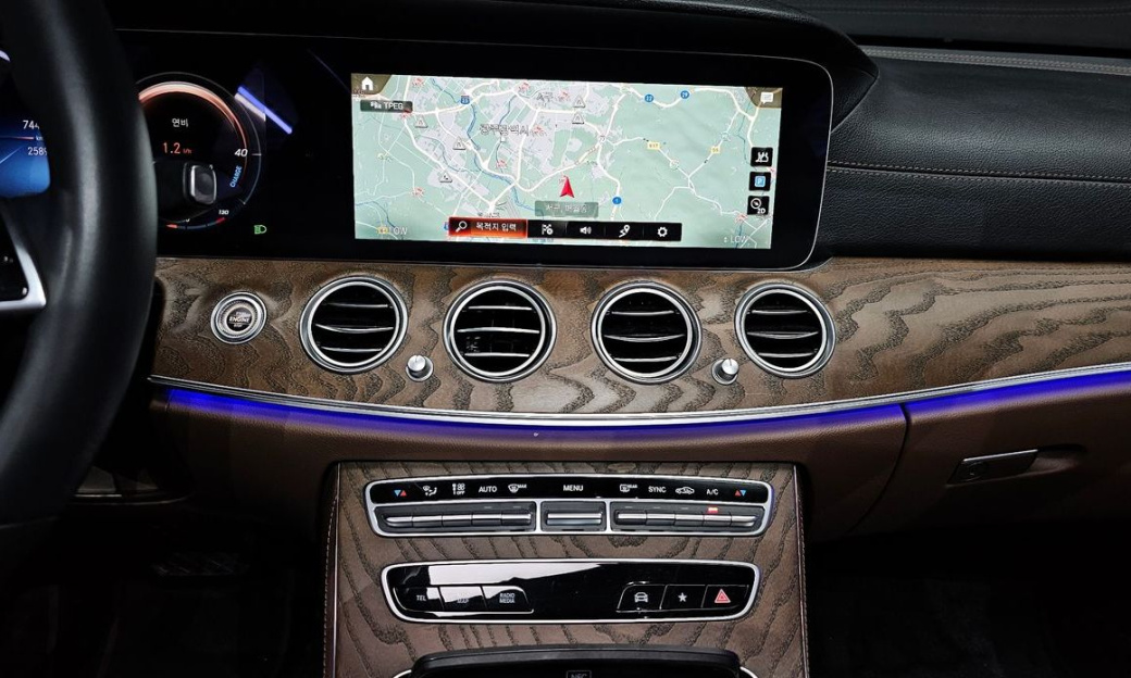 Mercedes-Benz E-Class E250 Exclusive, 2022