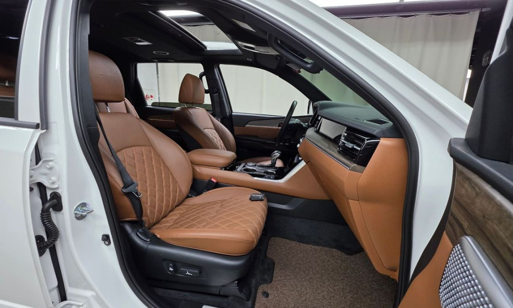 Kia Mohave Diesel 3.0 4WD 6-Seater, 2022