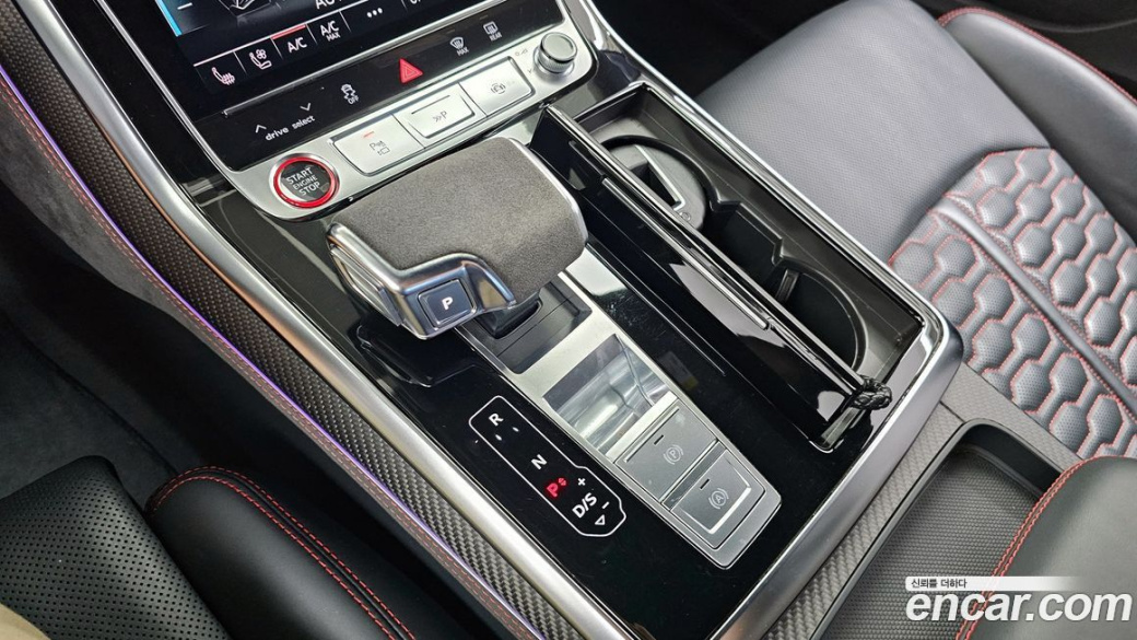 Audi RSQ8 4.0 TFSI Quattro, 2021