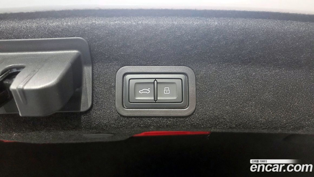 Audi A6 45 TFSI Quattro Premium, 2023