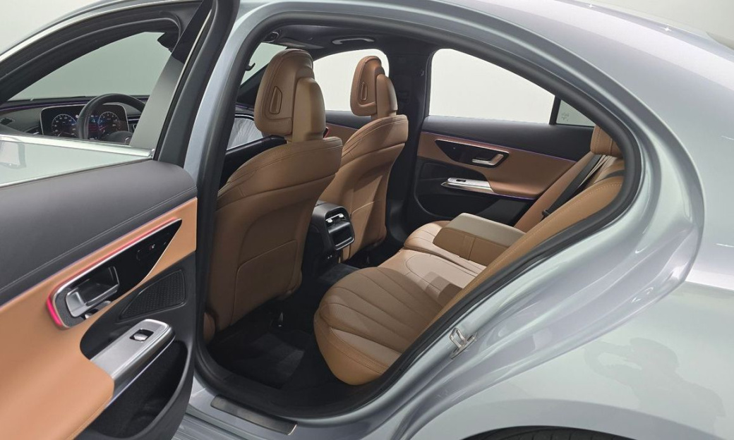 Mercedes-Benz E-Class E200 Avantgarde, 2025