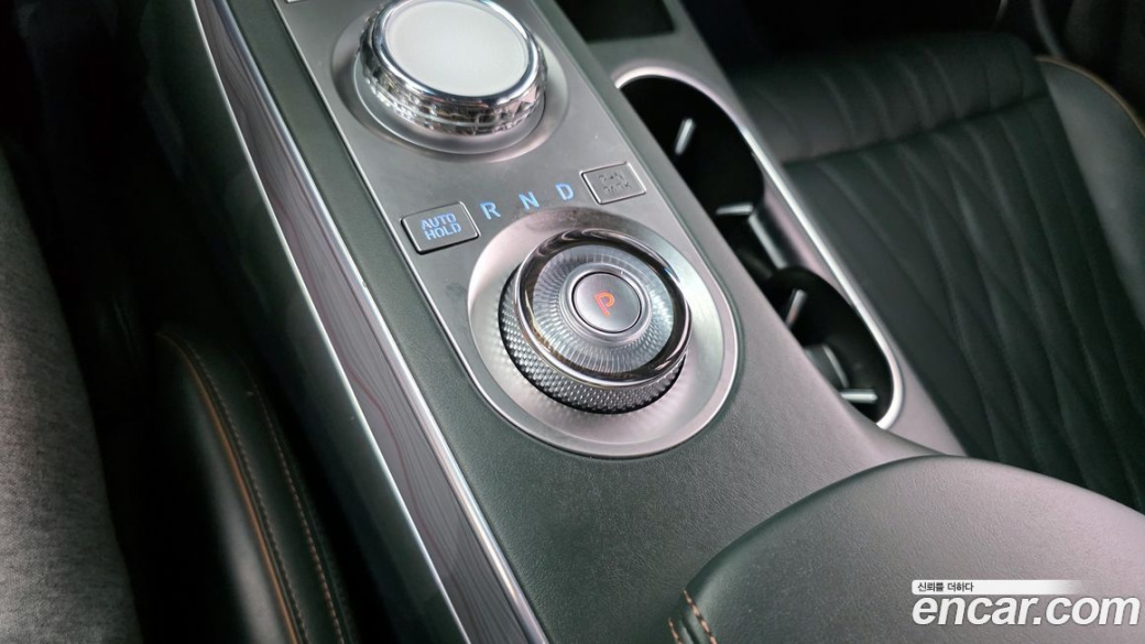 Genesis GV70 2.5T Gasoline AWD, 2022