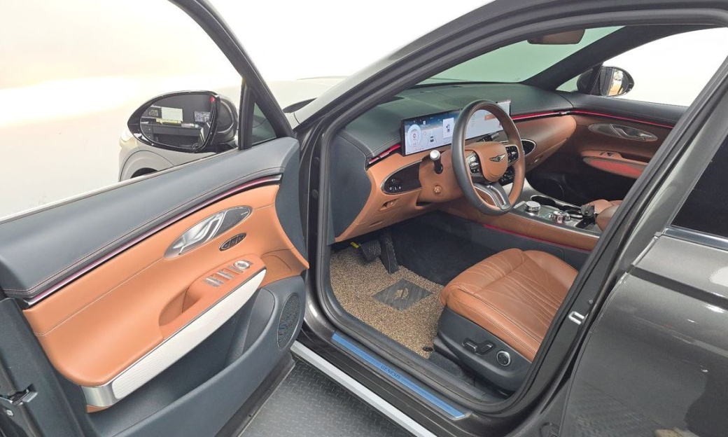 Genesis GV70 2.5T Gasoline AWD, 2025