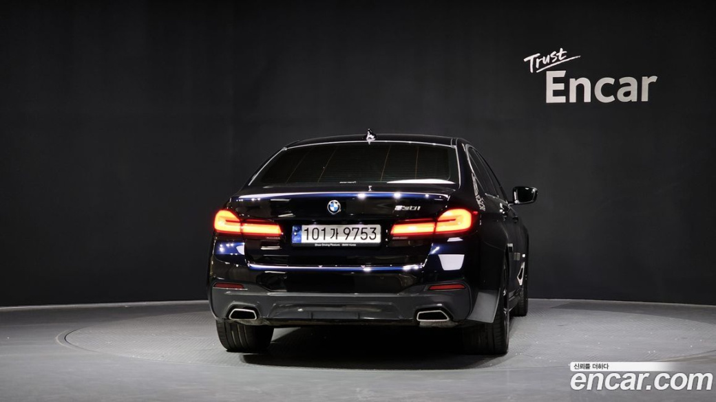 BMW 5-Series 530i M Sport Package, 2023
