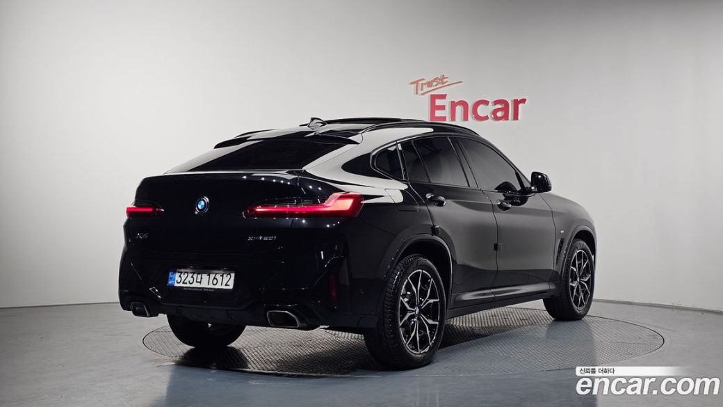 BMW X4 xDrive20i M Sport, 2022