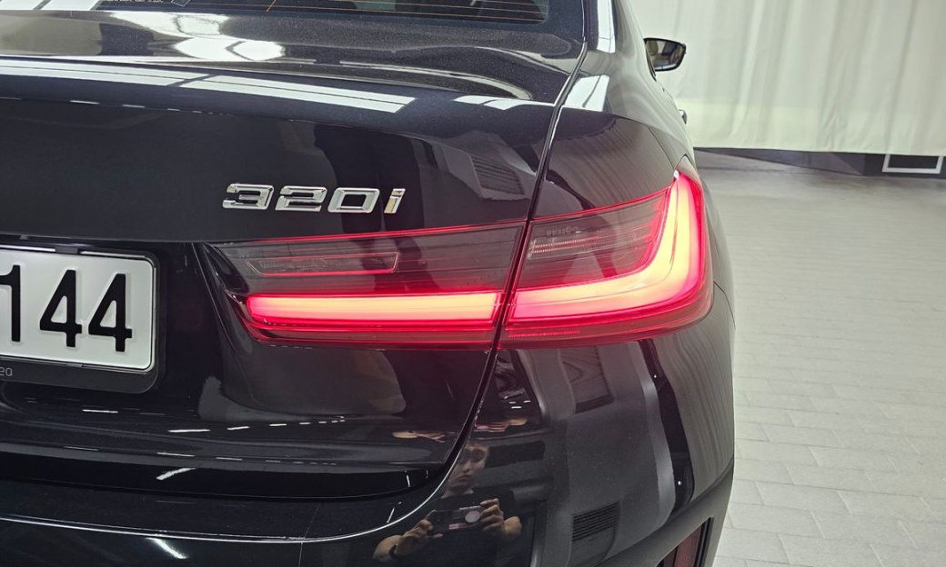 BMW 3-Series 320i M Sport, 2024