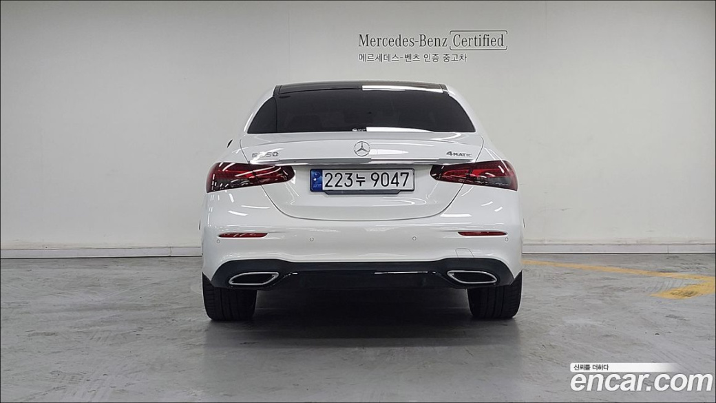Mercedes-Benz E-Class E350 4MATIC AMG Line, 2023