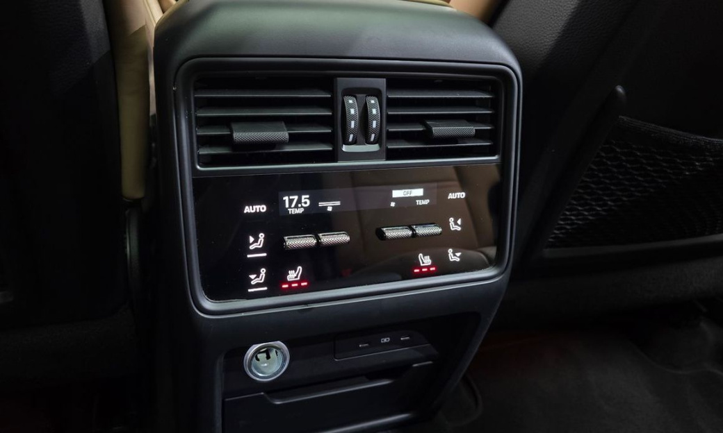 Porsche Cayenne 3.0 Coupe, 2024