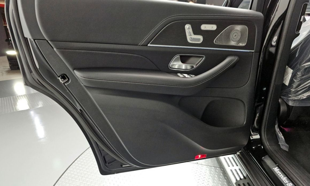 Mercedes-Benz GLS-Class GLS450 4MATIC, 2025