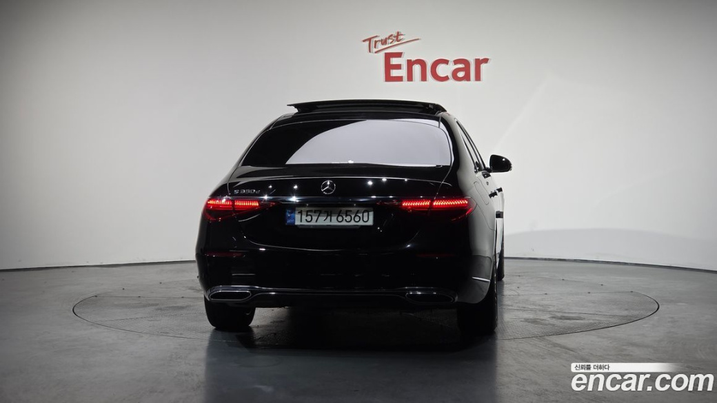 Mercedes-Benz S-Class S350 d, 2022