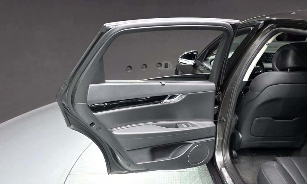 Genesis G80 Gasoline 2.5 Turbo AWD, 2022