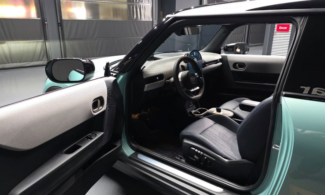 Mini Cooper Favoured, 2025