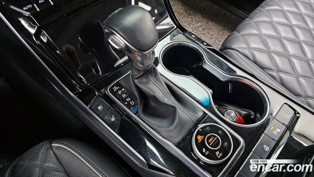 Kia Mohave Diesel 3.0 4WD 7-Seater, 2021