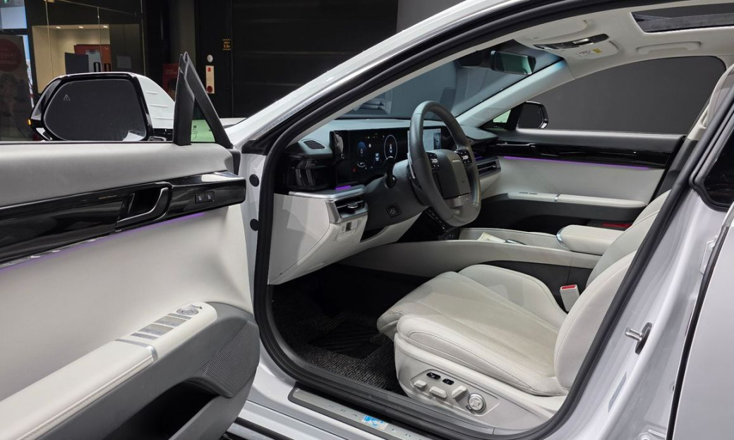 Hyundai Grandeur 2,5 Gasoline 2WD, 2024