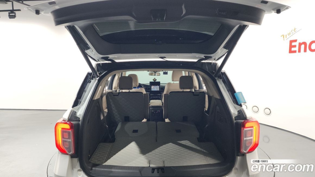 Ford Explorer 3.0 Platinum 4WD, 2022