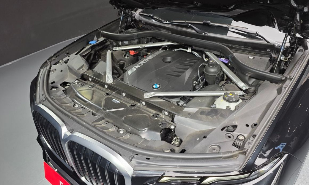 BMW X7 xDrive 40i M Sport 6STR, 2024
