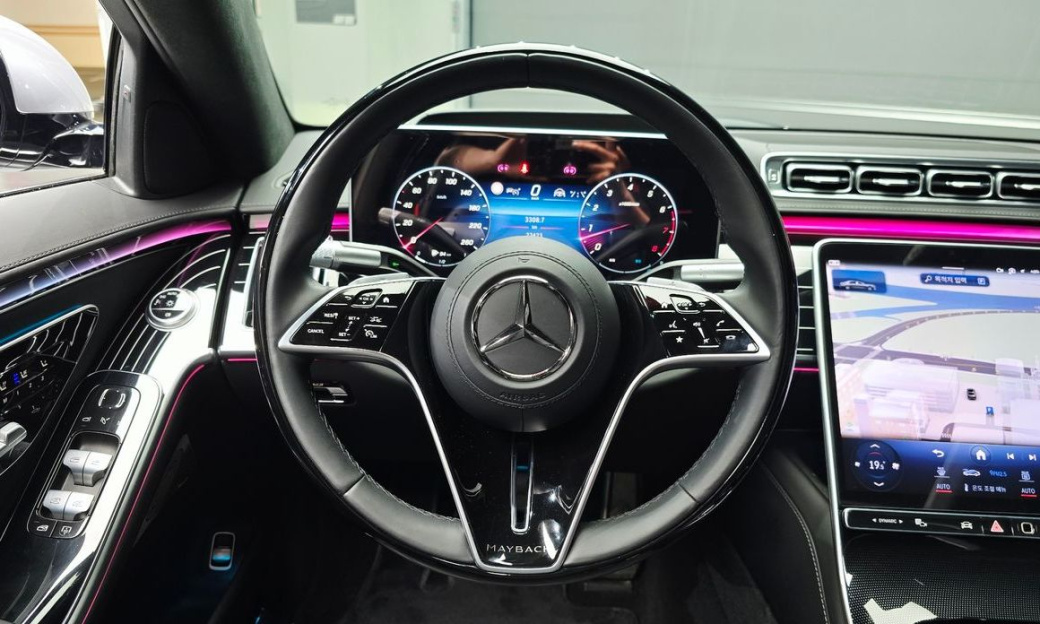 Mercedes-Benz S-Class Maybach S580 4MATIC, 2023