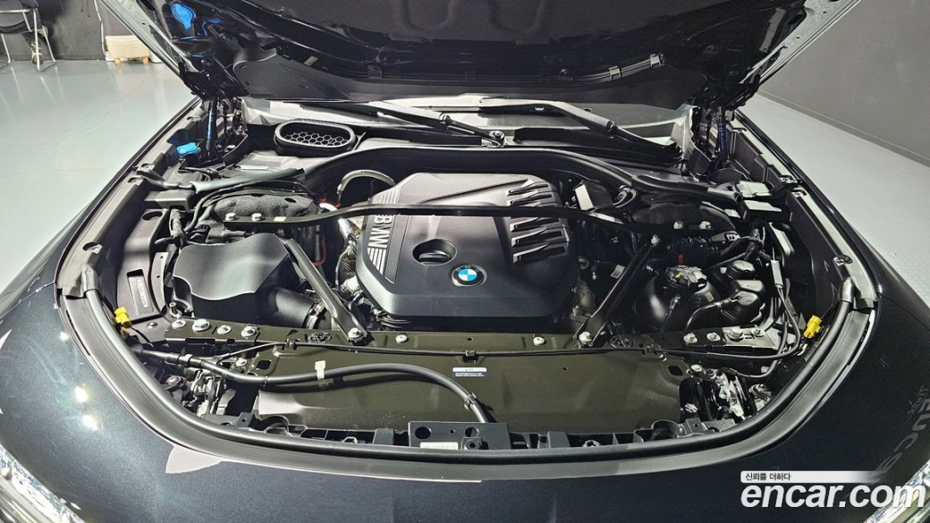 BMW 7-Series 740d xDrive M Sport, 2025