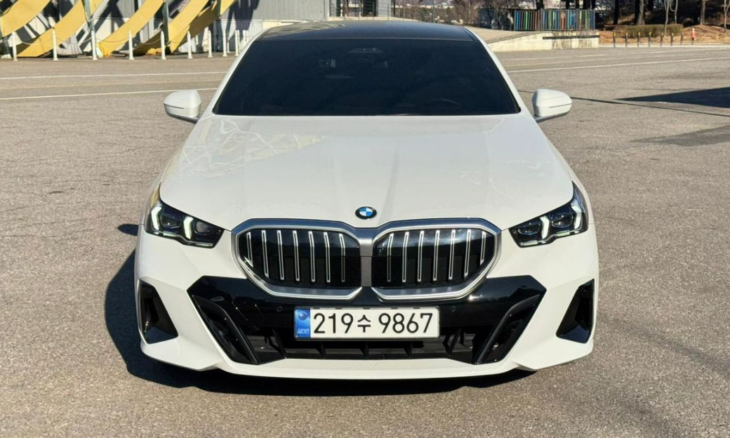 BMW 5-Series 523d xDrive M Sport, 2024