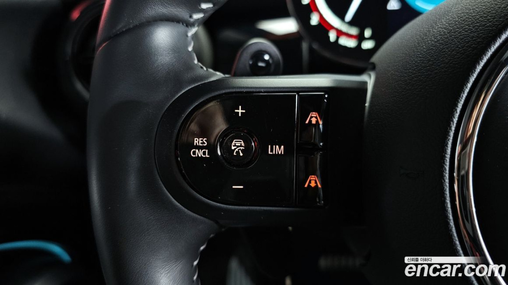 Mini Cooper JCW, 2024