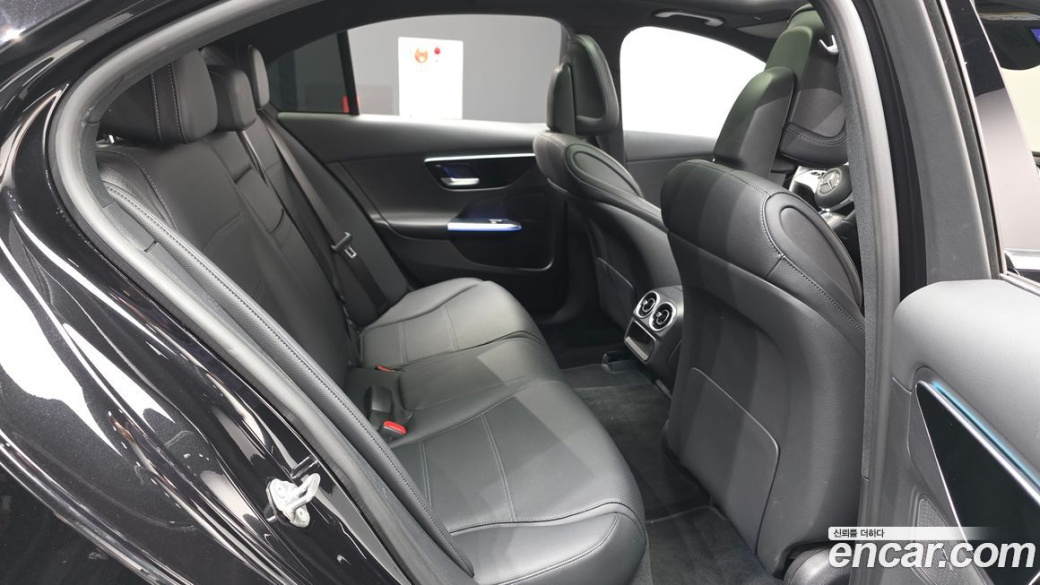 Mercedes-Benz C-Class C300 4MATIC Avantgarde, 2023